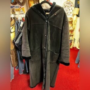 Jones new york vintage womans black trench hoodie coat Sz L sherpa